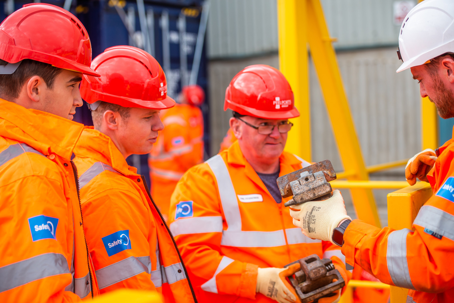 Background image - Peel 5 SEPT 81