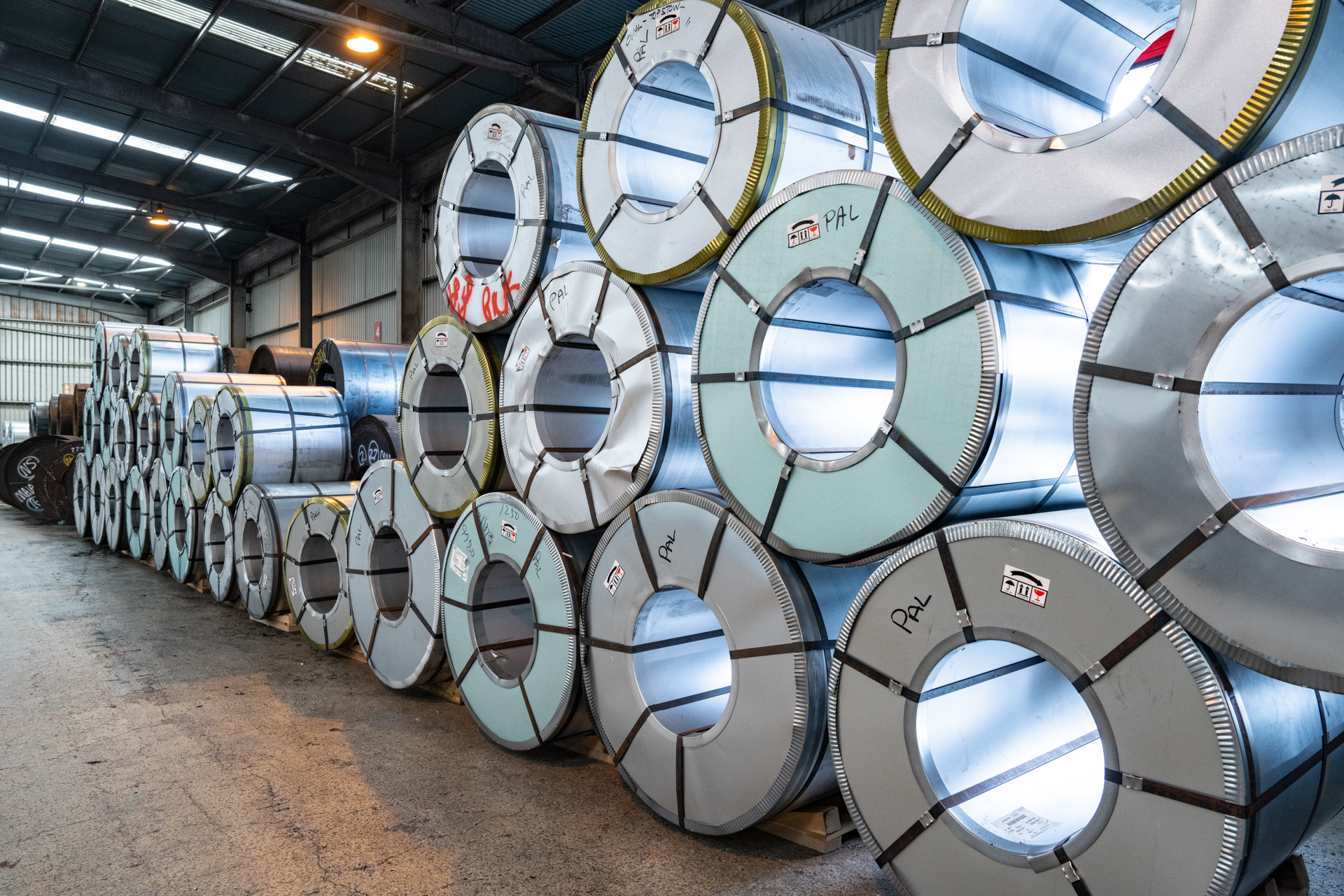 Background image - PEEL PORT LIVERPOOL 14 8 25 0549