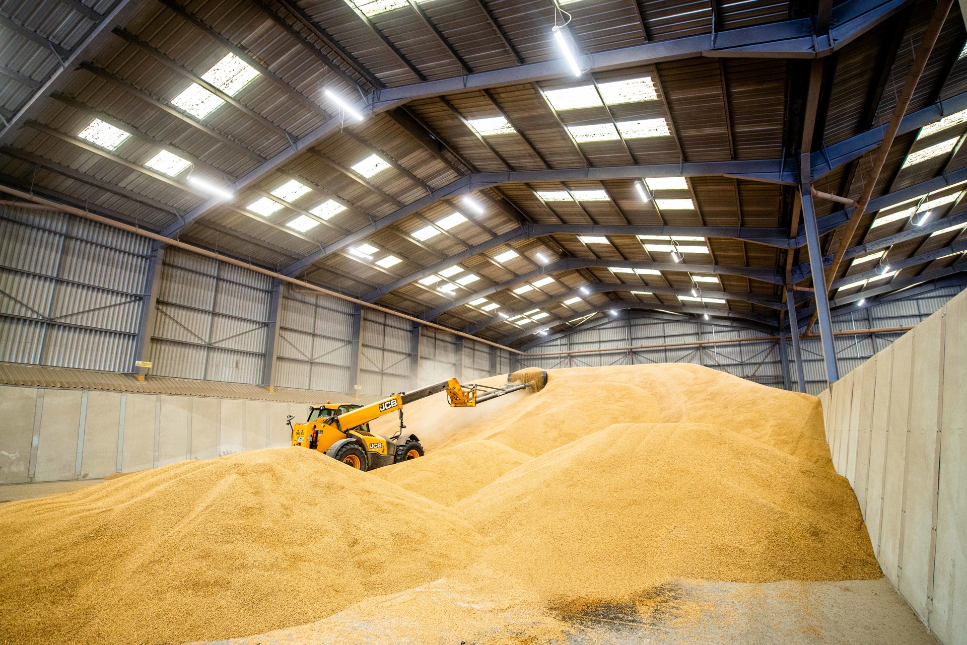 Background image - Medway 160